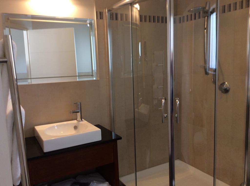 City Corporate Motor Inn Палмерстън Норт Екстериор снимка