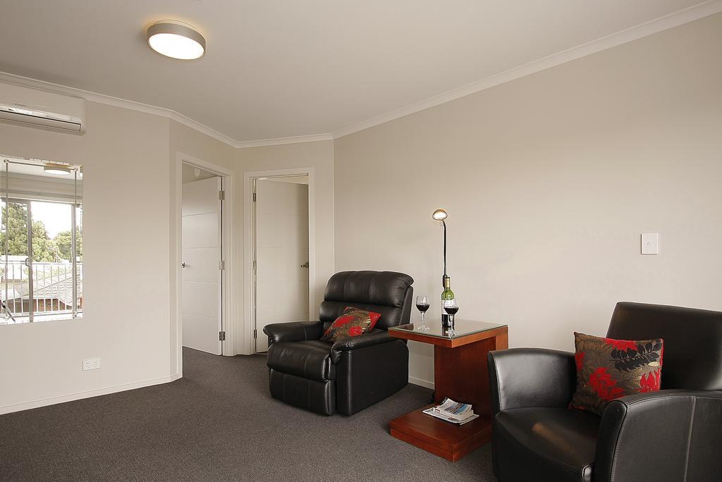 City Corporate Motor Inn Палмерстън Норт Екстериор снимка