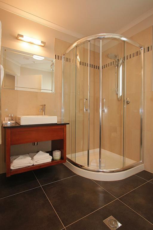 City Corporate Motor Inn Палмерстън Норт Екстериор снимка