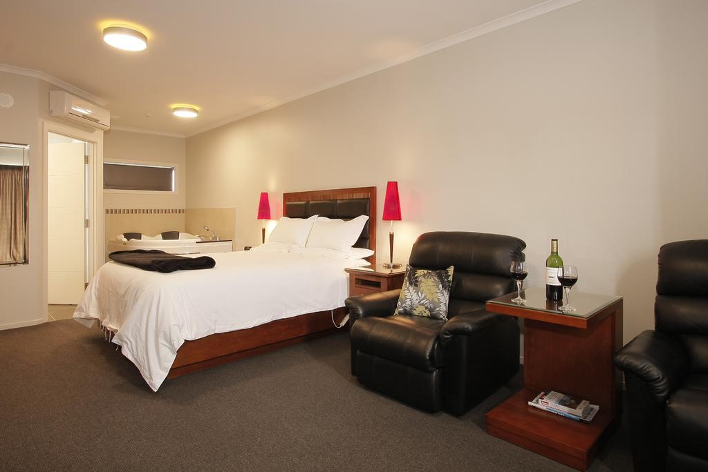City Corporate Motor Inn Палмерстън Норт Екстериор снимка