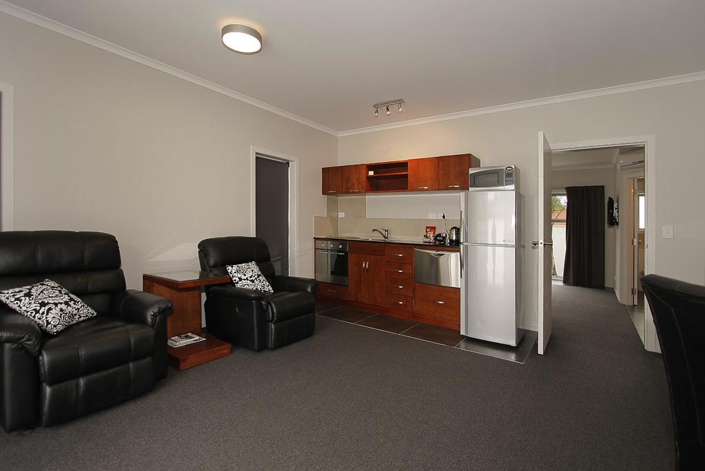 City Corporate Motor Inn Палмерстън Норт Стая снимка